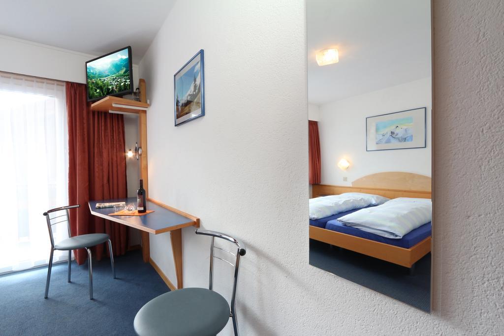Hotel Garni Domino Saas-Fee Exterior foto